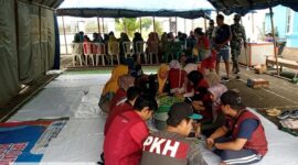 Tim gabungan mempersiapkan kebutuhan permakanan bagi para warga terdampak banjir di Kabupaten Jepara. (Dok. BPBD Kabupaten Jepara)