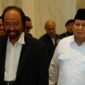 Presiden terpilih dalam Pemilu 2024 Prabowo Subianto Bersama Ketua Umum Partai Nasdem, Surya Paloh. (Facebook.com/@Partai Nasdem)

