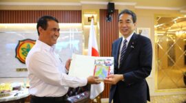 Menteri Pertanian Indonesia (Mentan), Andi Amran Sulaiman bertemu dengan Menteri Pertanian, Kehutanan, dan Perikanan Jepang, Eto Taku. (Dok. Kementerian Pertanian)