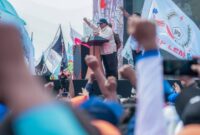 Presiden Republik Indonesia Prabowo Subianto hadir langsung dalam perayaan Hari Buruh Internasional 2025 di kawasan Monumen Nasional (Monas), Jakarta, Kamis (1/5/2025). (Dok. Tim Media Prabowo)